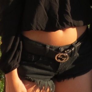 Gucci leather belt with interlocking Gs